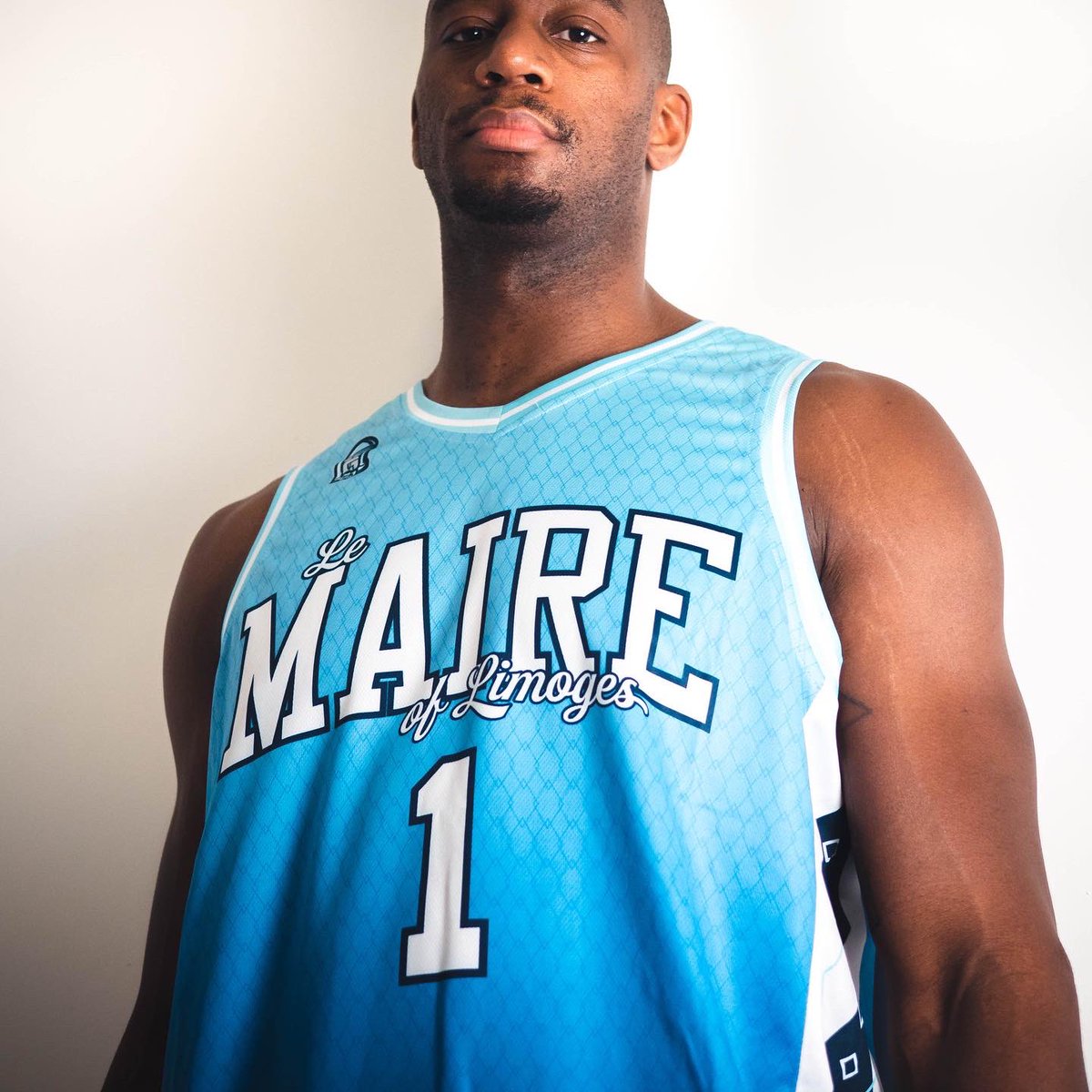 Hooper Store tweet media