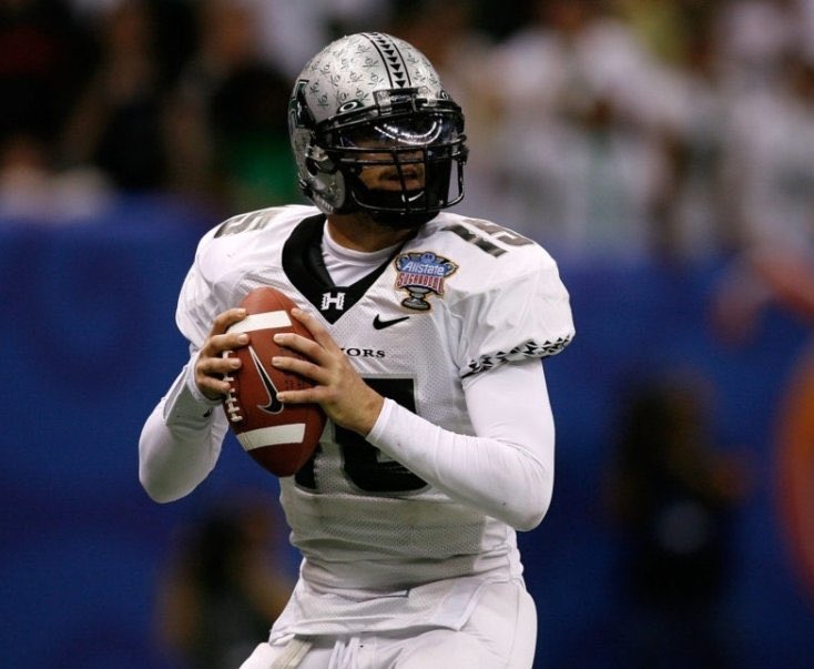 We all played with Hawaii or used the Hawaii playbook because of this guy.

Colt was THAT dude 😎

RIP 🙏