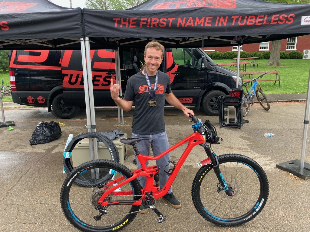 NoTubes's tweet photo. Jared Tebo, professional RC car racer and Stan's ambassador, took the win in the expert men 21-39 category at the Big Mountain Enduro event in Ironton, Missouri! He rode his #archCB7 wheelset to the top step. #onlystans https://t.co/kv0bIqeJBV