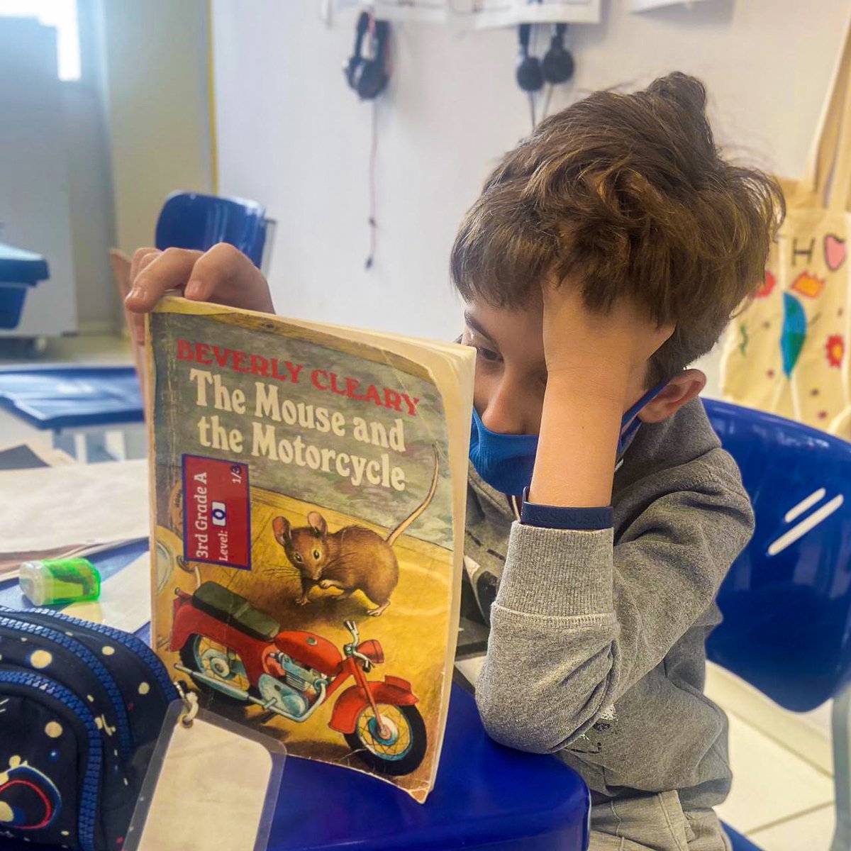 EAR_Eagles's tweet photo. Shhhh... It's time for Silent Reading at 3rd Grade A! 
🤫📚🦅
#EAR4ever #TogetherEverywhere #americanschoolofrecife #learning #integrity #community #americanschool #internationalschool #bookcommunity #greatreads #studentliteracy #readingtime https://t.co/7Wo70ZlGxC