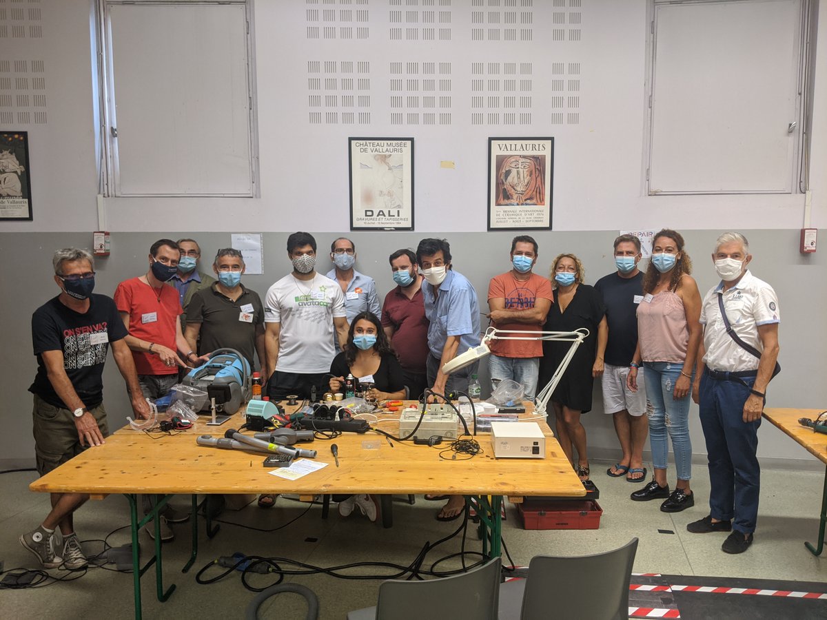 Le staff du Repair Café Vallauris à la Grande Salle Cinémonde ! 😍