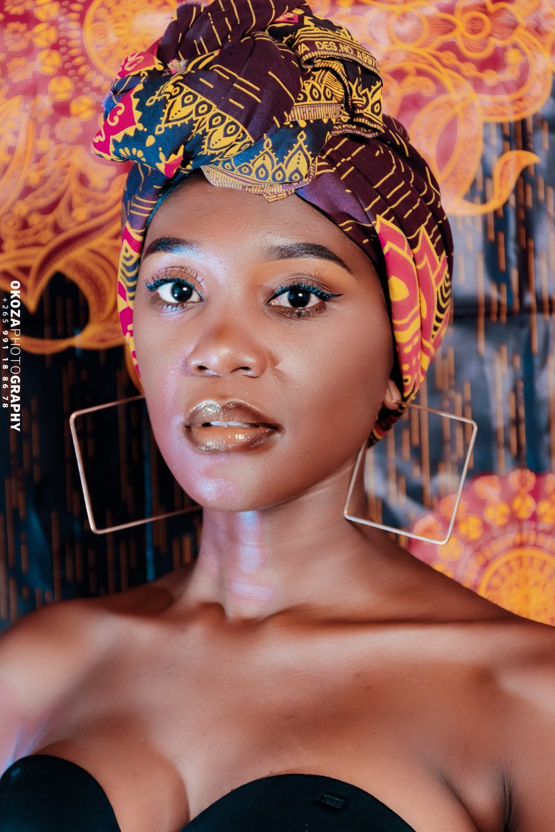 OKOZAphotograph's tweet photo. Portraits shot by me 📸........... If you like my work then you know what to do
#Ankala #Femalephotographer #AllAfrican https://t.co/71x59mEAfw
