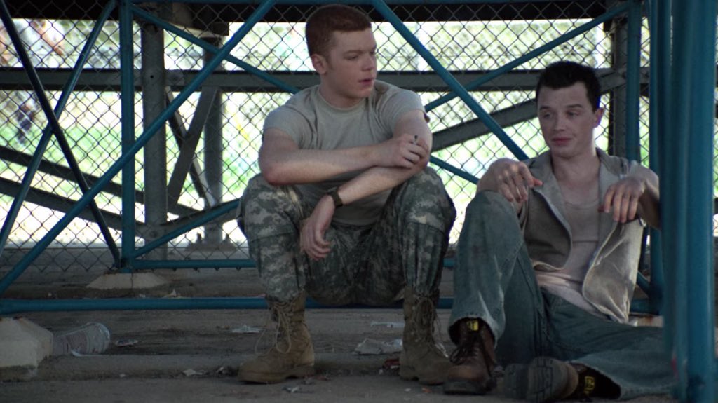 southmikhailo's tweet photo. mickey seeing ian the second he leaves prison SO TRUE https://t.co/k63fGUjU3a