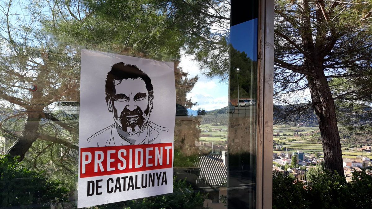 Demanàveu superar el 50%, doncs ja teniu el 52%!

Davant del fracàs del lideratge polític, defensem un lideratge civil, ferm i valent. Jordi Cuixart ens representa, per això cridem: #JordiCuixartPresident, Catalunya Independent!