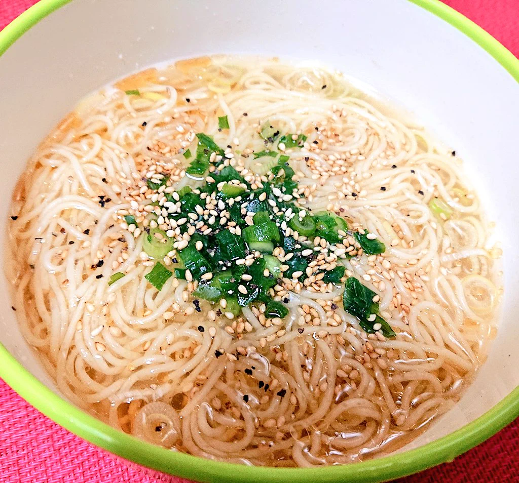 糖質ゼロ麺代用で🍜❤
簡単だし野菜や卵とかトッピングしてリピします✨  