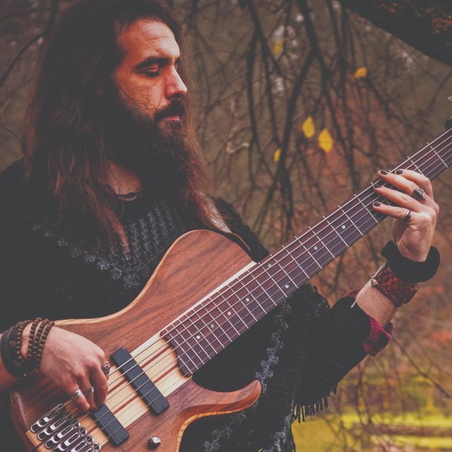 Please join Bartolini in welcoming our newest Emerging Artist - Matthew White!     Matthew works with a wide range of artists - as a side man, an arranger and a composer.  He writes, records and performs with multiple acts across Southern England   Welcome Matthew!