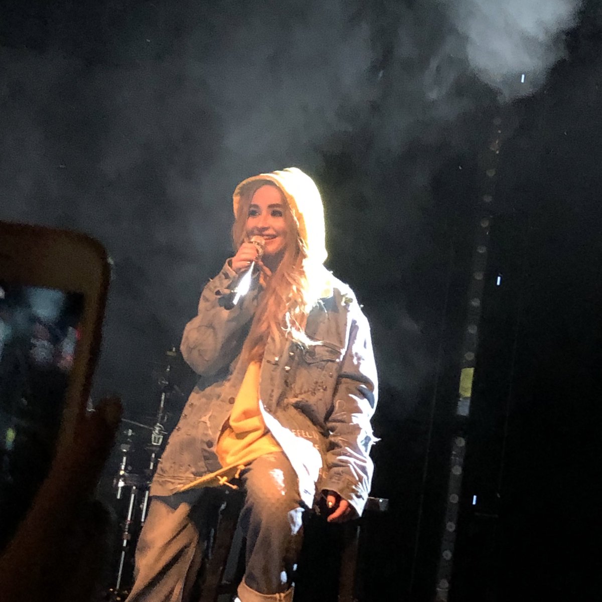 prfctgrqndes's tweet photo. happy birthday angel <3 cannot 
believe you’re 22. i’ve known you and 
been supporting you since you were 15 
crazy how time flies. so proud of you 
hope you have the best birthday ever 
i love you so much @SabrinaAnnLynn #happybirthdaysabrina 💓 https://t.co/iWbBEmHUWX
