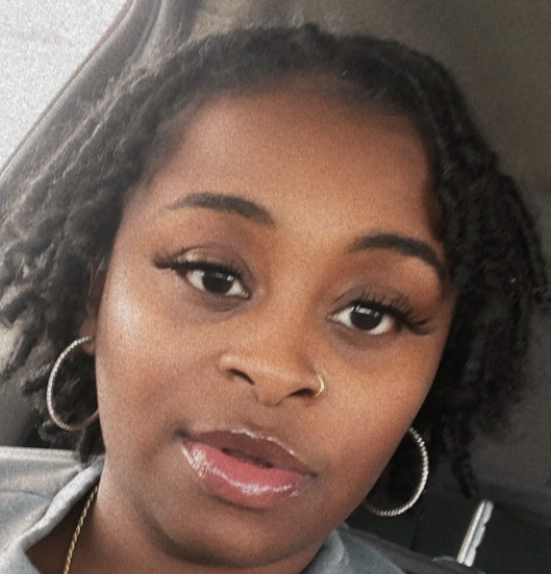 Connections with others are critical for overcoming challenging situations. 🫂

This week, our Burnout Busters talk about the importance of relationships with Denesha McGhee-Hill, an RN who has been treating COVID-19 patients since February 2020.

Listen: bit.ly/BurnoutBusters…