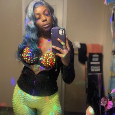 #NewProfilePic https://t.co/C0gZMqaG3X<a href="/tag/newprofilepic"class="tags">#NewProfilePic</a>