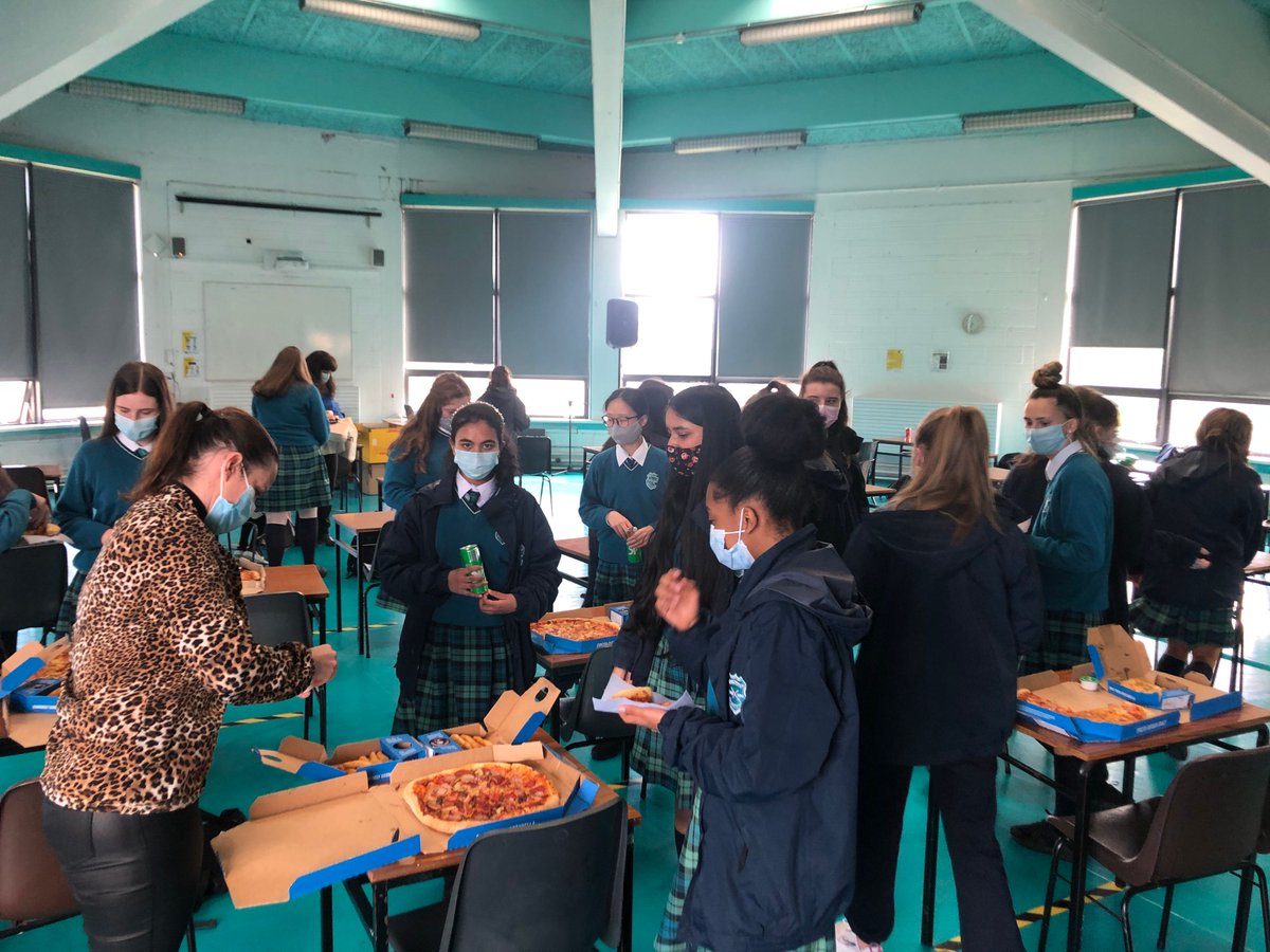 stpaulsg's tweet photo. Thanks so much to @BITCIreland and @awscloud for the #WorldofWorkProgramme. Our girls have very much enjoyed participating in the sessions and loved the chance to become the presenters today. And then the pizza!! 🍕We're looking forward to next year already😀 #Amazon #WomenInSTEM https://t.co/gbtkFRrM0O