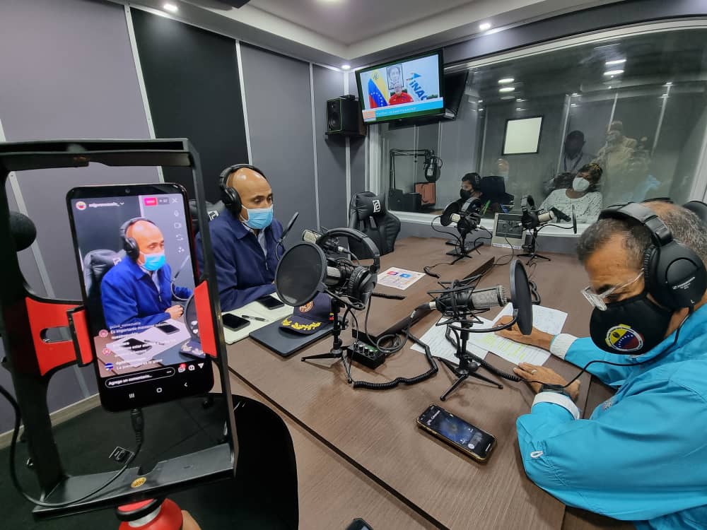 #AHORA 👉El Sistema Nacional de Gestión de Riesgo integrado por Bomberos, Protección Civil y demás organismos de prevención, atenderán cualquier emergencia que se presente en el período de lluvias que unicia este 15 de mayo en el territorio nacional.

#LaCovidNoDiscrimina