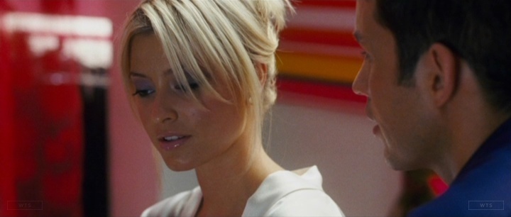 Happy Birthday to Holly Valance who\s now 38 years old. Do you remember this movie? 5 min to answer! 