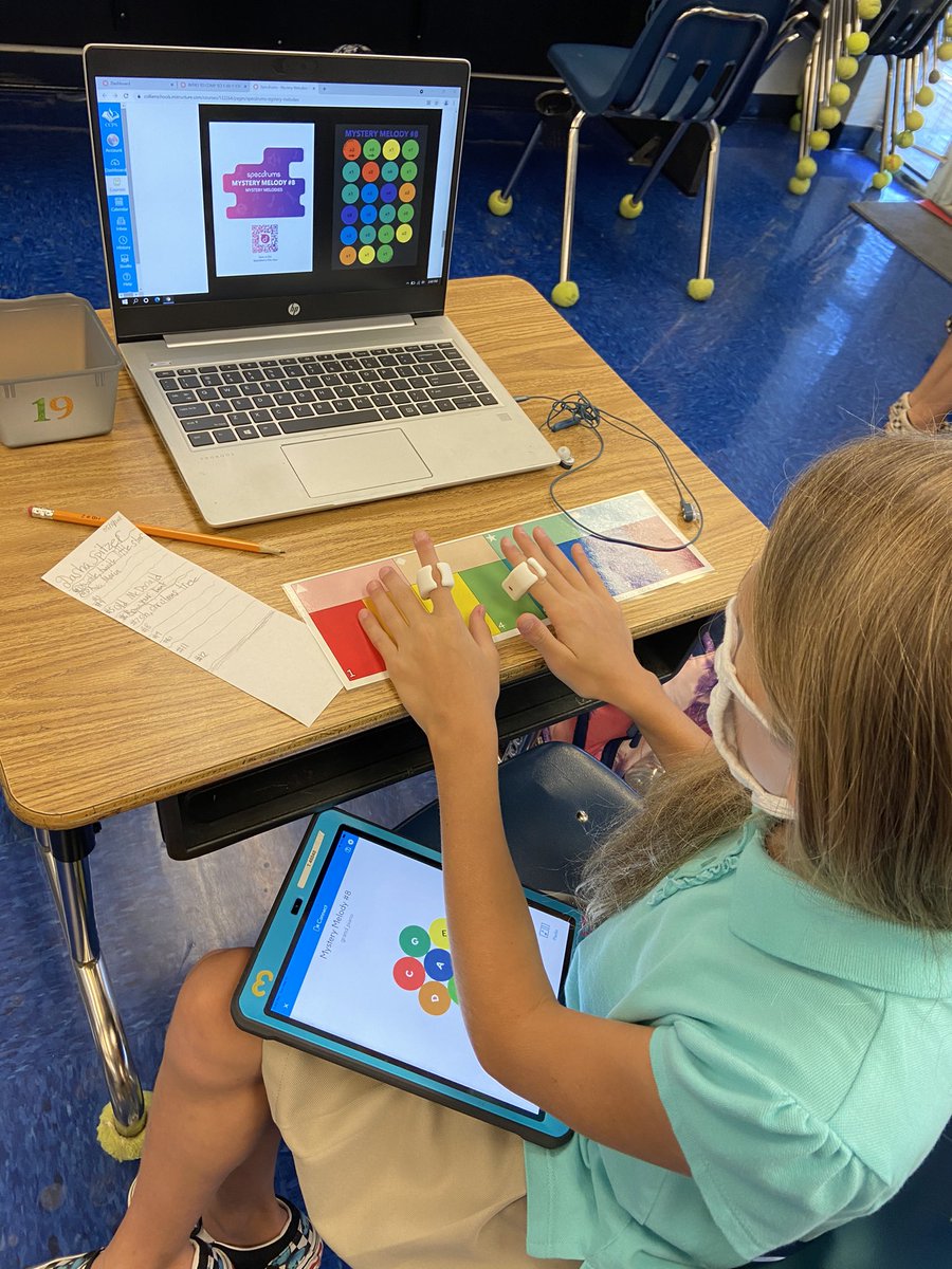 TBE_Tech's tweet photo. 5th Gr Ss @TommieBarfield play &amp; ponder #MysteryMelodies w/ #Specdrums @SpheroEdu Change of rhythm helps us ID songs! 🎶TY @CenturyLink 4 $funding$ grant! @collierschools https://t.co/GWWYAhKRmt