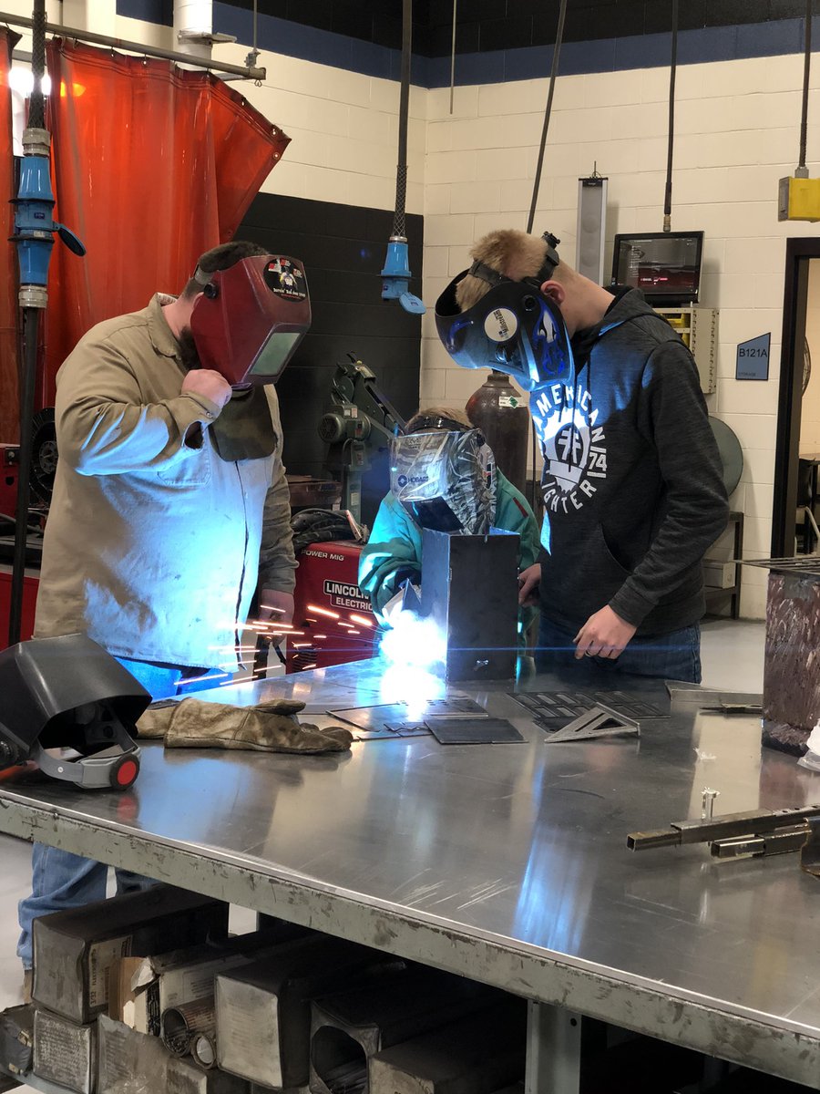 tonya_thorbahn's tweet photo. Thank you @Justin_Shank and Mr. D for taking this child’s spark and turning it into a flame, literally. 🔥 What a great day @MillstreamCC creating a #rocketstove! #TrojanTrue #theSTREAM https://t.co/BmgQC1SPis