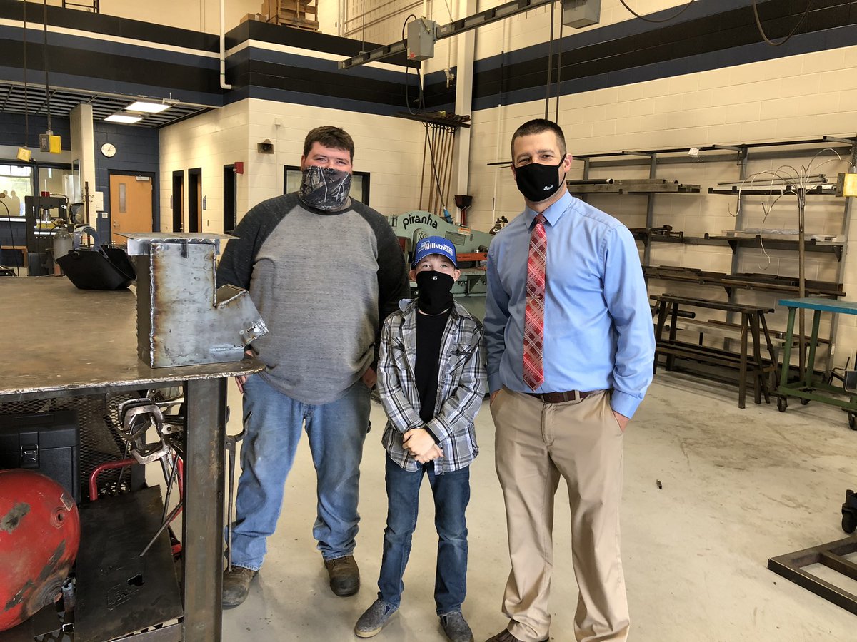tonya_thorbahn's tweet photo. Thank you @Justin_Shank and Mr. D for taking this child’s spark and turning it into a flame, literally. 🔥 What a great day @MillstreamCC creating a #rocketstove! #TrojanTrue #theSTREAM https://t.co/BmgQC1SPis