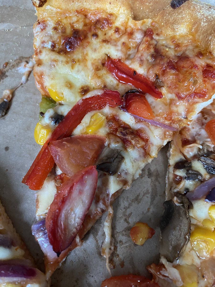 em_ufc's tweet photo. @Dominos_UK Err guys, this ISNT appropriate on a Veggie only pizza? We’ve not touched meat/chicken in 12 years. Not good 😔 #eccles #dominos https://t.co/19uafRh1jD