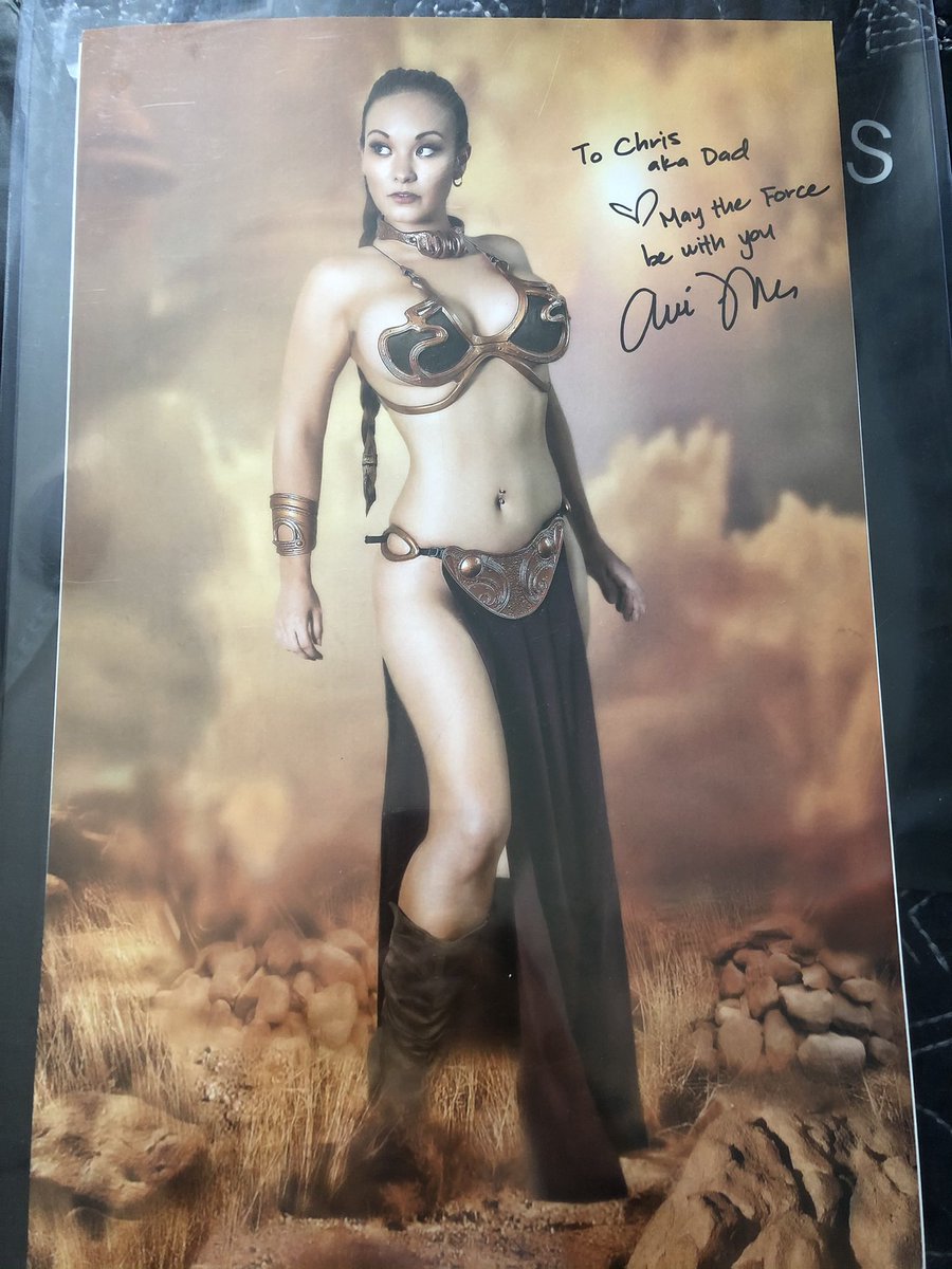 SL5146's tweet photo. Day 130 of #MySWCollection366 is the print I received from @AniMiaOfficial at @emeraldcitycon in 2018 https://t.co/MKEs7ugOrO