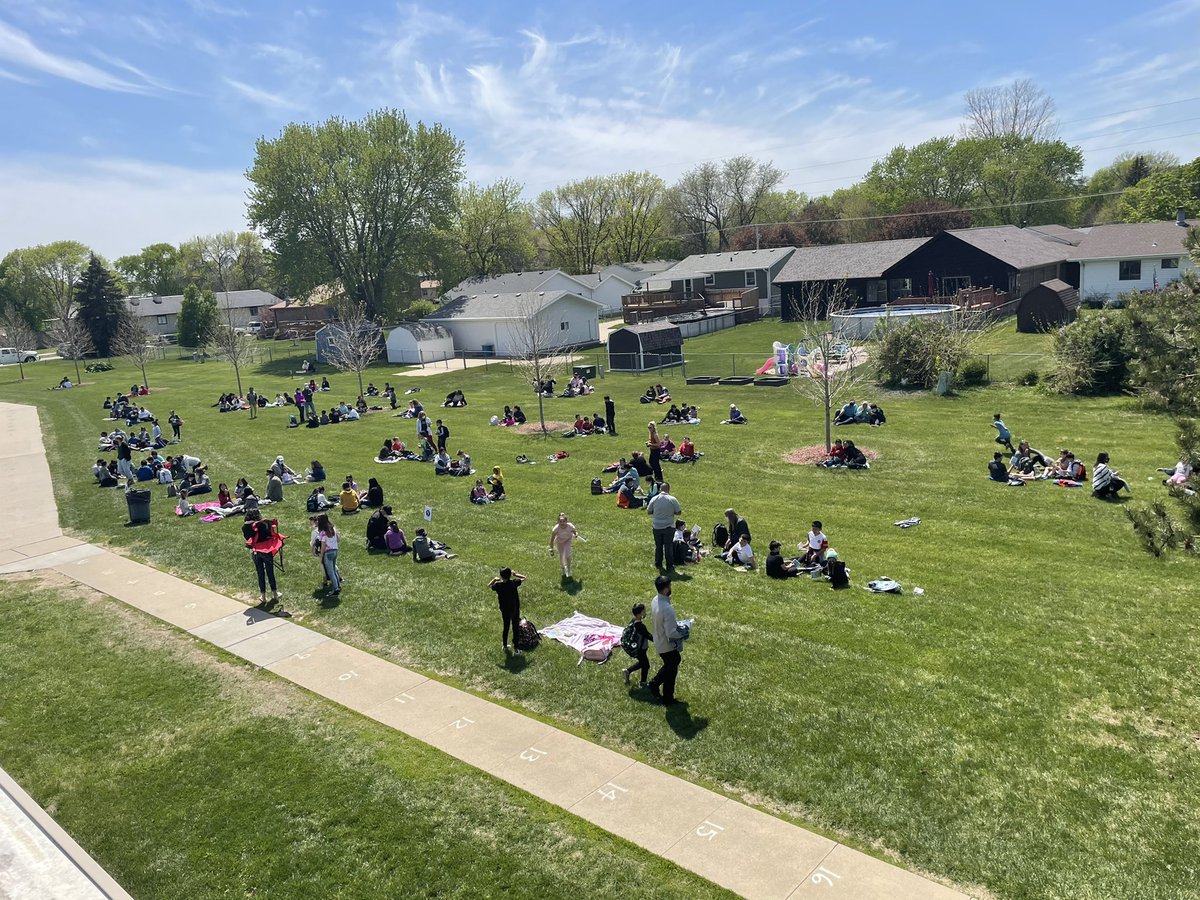 Cardinal Elementary tweet media