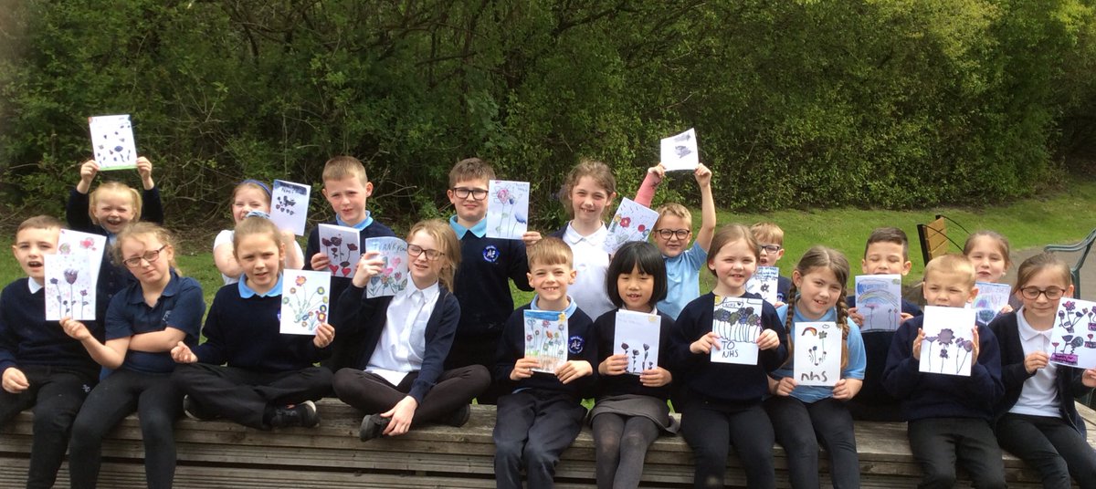 _MissNaylor's tweet photo. Year 3 created beautiful watercolour flower cards for our amazing NHS! #ThanksABunch #OurNHSheroes #ThankYou 💙 @wild_bank @TrustVictorious https://t.co/2uhG11whpB