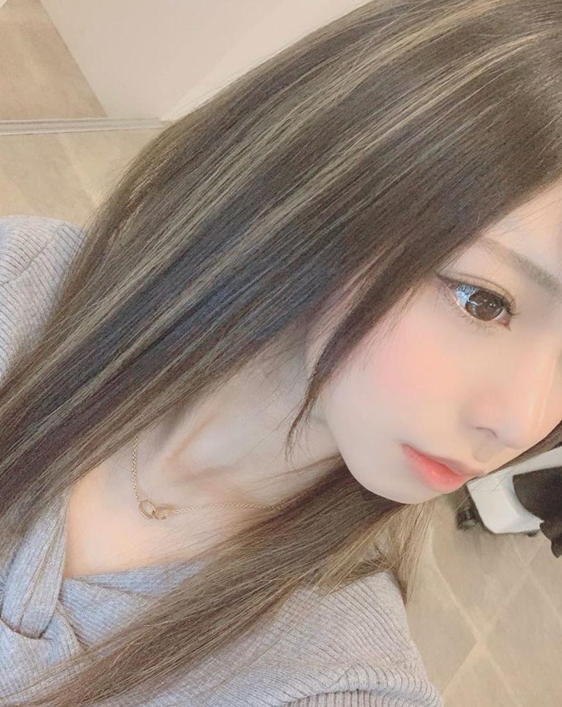 なんだかこの服の写真ばっかりね！