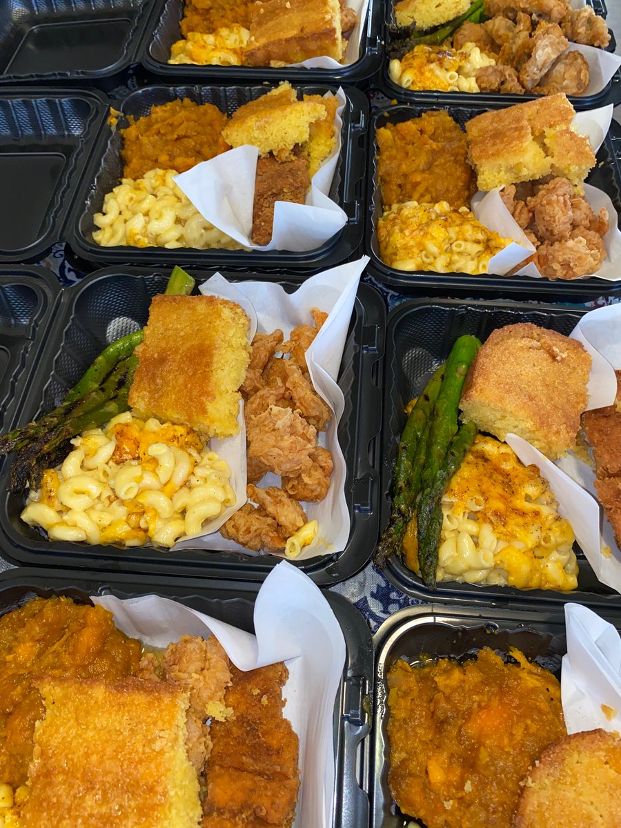 keekreationzzz's tweet image. If you are located in the CHARLESTON,WEST VIRGINIA AREA do me a favor by RETWEETING this post! Hopefully you or someone you interact with on social media is looking for a catering service nearby. Offering meal prep, fine dining, catering and custom/to go orders.

📍West, Virginia