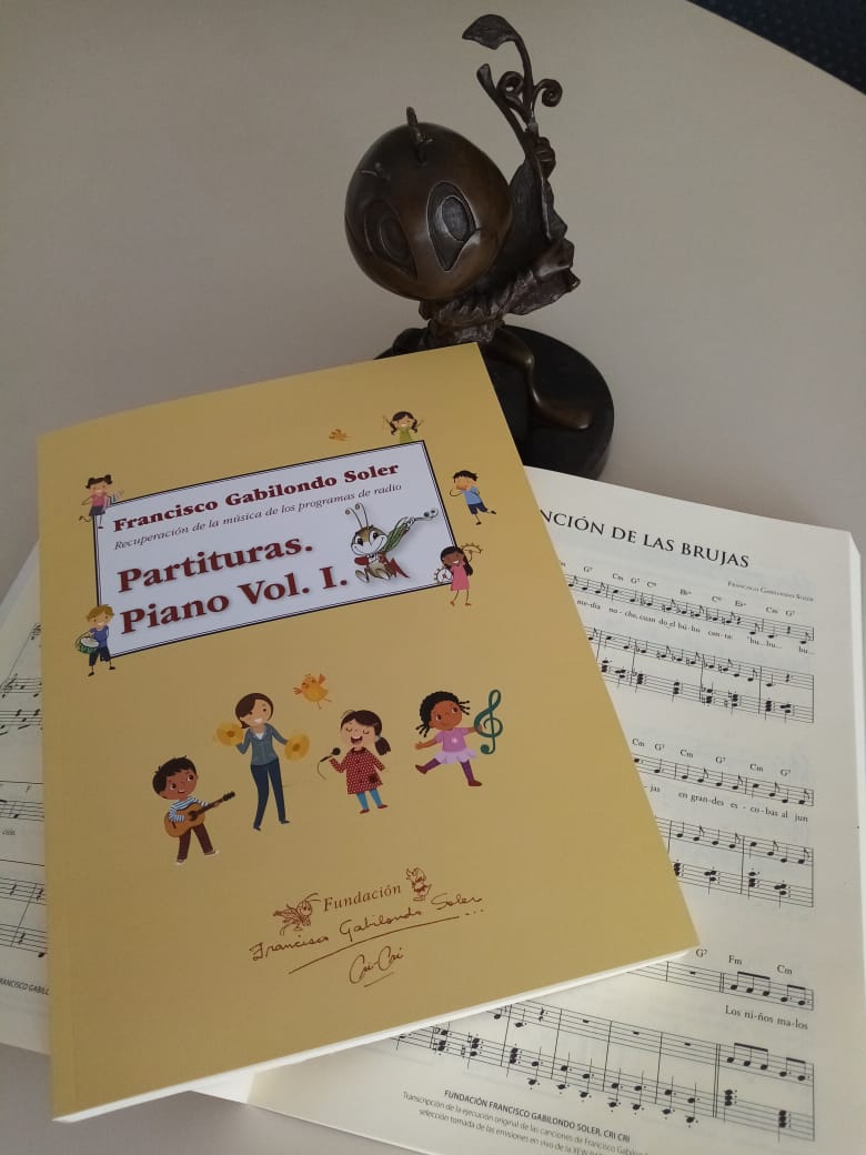 ¿Te gustaría ganar un libro con las partituras de Cri-Cri?

Solo tienes que…
1- Darle ❤️ y 🔁 a esta publicación.
2- Menciona en los comentarios con que otro seudónimo se le conoció a Francisco Gabilondo, además de Cri-Cri, el grillito cantor.

Ganan las primeras cinco personas.