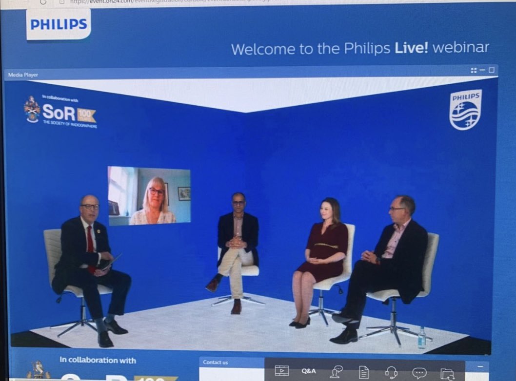 lungdiagnosis's tweet photo. @SCoRMembers thanks for a fascinating panel discussion and amazingly well-run event @RichardEvans40 @simonetowie #imaging 
➡️ a long road ahead but an opportunity for radiology to seize as a community https://t.co/9yttc6CAzw