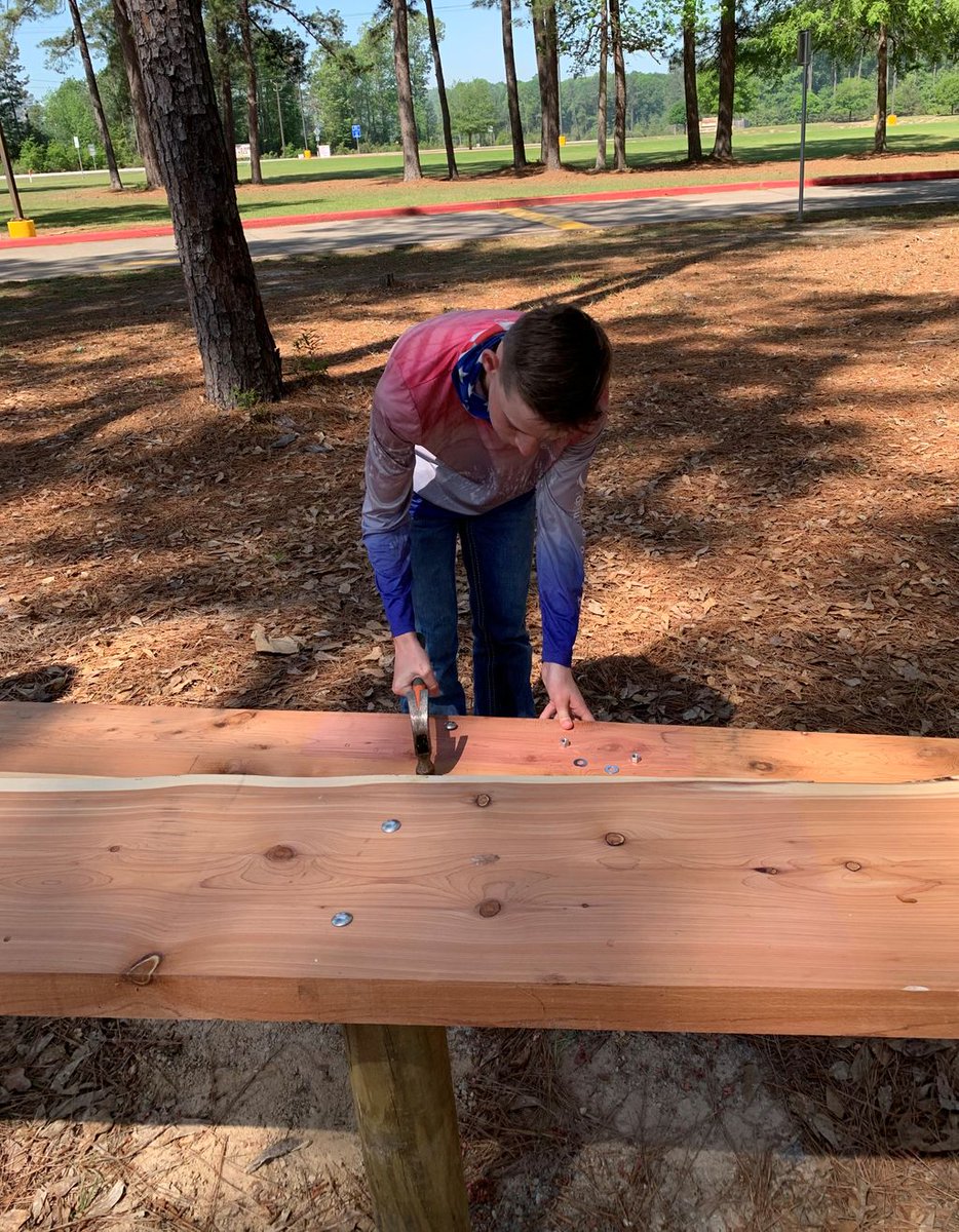 SJH students have a new setting for learning that honors beloved teacher Lisa Moyer. Mrs. Moyer was a SJH teacher who taught for several years, before unexpectedly passing away in June 2018. Click the link >> buff.ly/3o6TjNj to see how the idea became a reality.