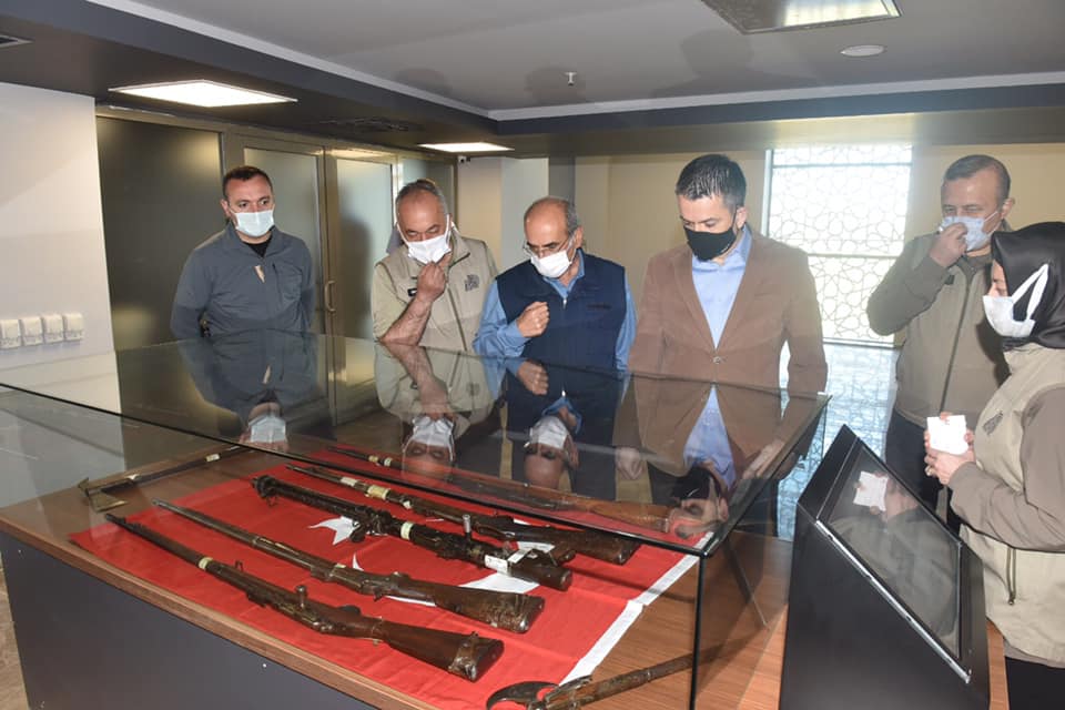 Tarım ve Orman Bakanımız Dr. <a href="/bekirpakdemirli/">Dr. Bekir Pakdemirli</a> ile Genel Müdürümüz @IsmailUzmez42 Sakarya Meydan Muharebesi ve Türk Tarihi Tanıtım Merkezimizde incelemelerde bulundu

<a href="/musakaya20/">Musa Kaya</a> <a href="/milliparklar/">Milli Parklar</a> <a href="/TCTarim/">T.C. Tarım ve Orman Bakanlığı</a>