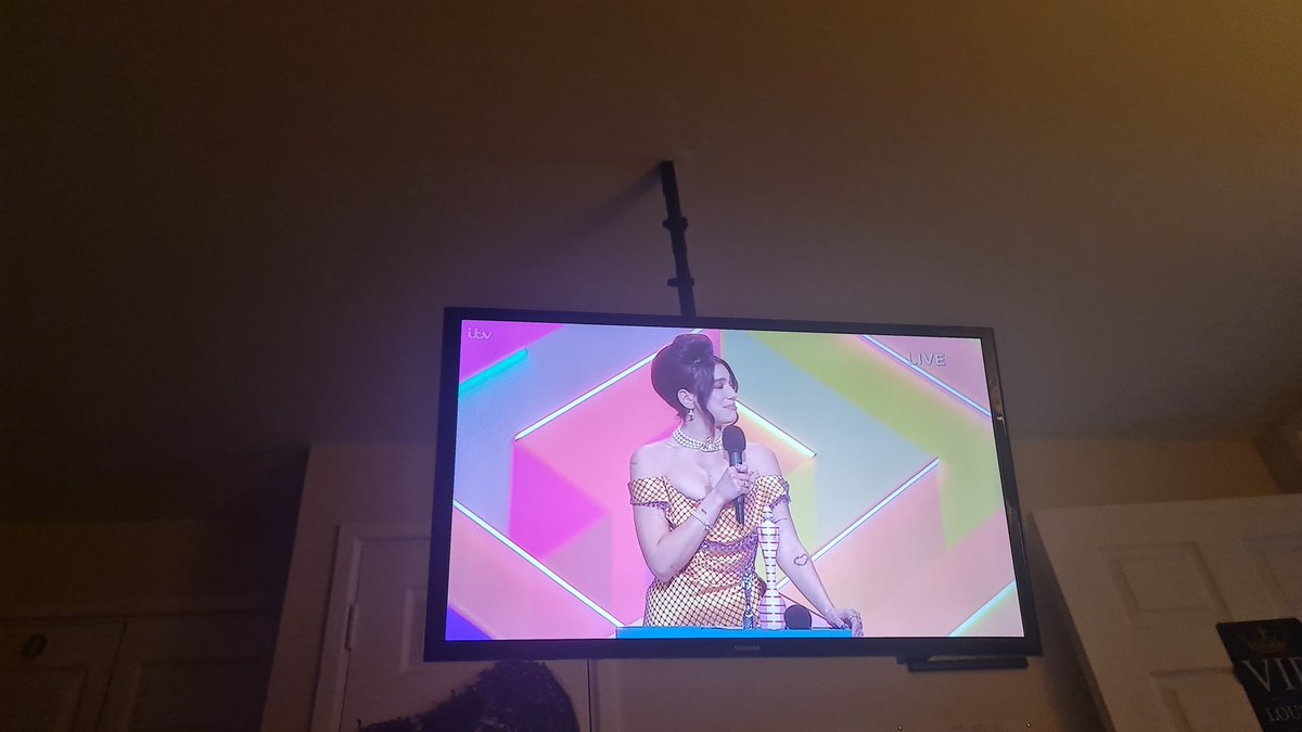 hello_mccabe's tweet photo. @PollyJames remember back when @DUALIPA was first appeared on @CapSouthWales you always said shes one who gonna make it big tonight shows your prediction was 👊 @britawards2021 https://t.co/KmBWkgZXmx
