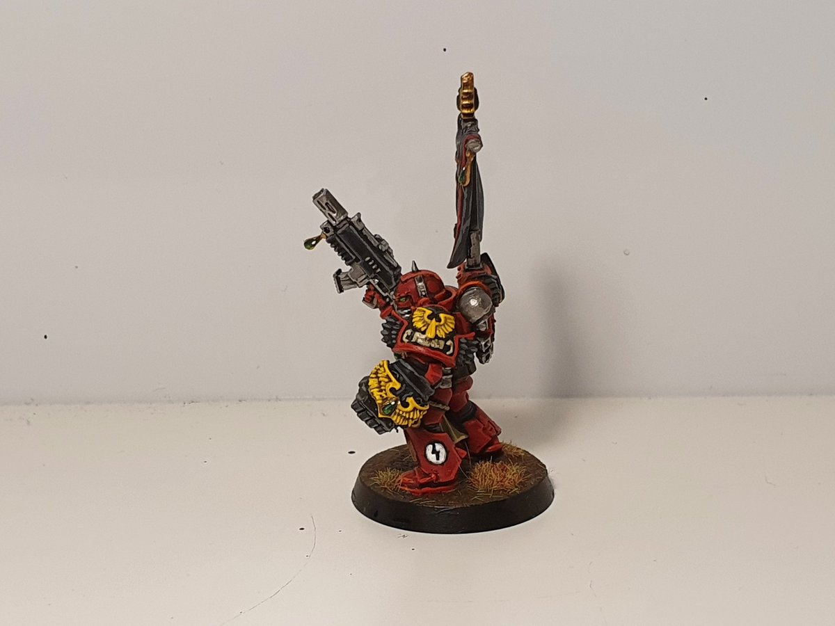 LennyExperiment's tweet photo. Actually finished a model. Blood Angels Tactical Sergeant, 3rd squad, 2nd company. #gamesworkshop #warhammer40k #warhammercommunity #paintingwarhammer #spacemarines #adeptusastartes #bloodangels #tacticalsquad #sergeant https://t.co/vlJy7dAOww