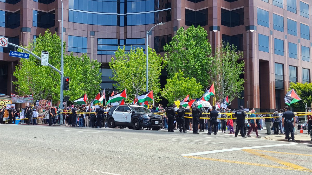 kennethmejiaLA's tweet image. Los Angeles in solidarity with Palestine! ✊🏼

Also, about 60 cops today.