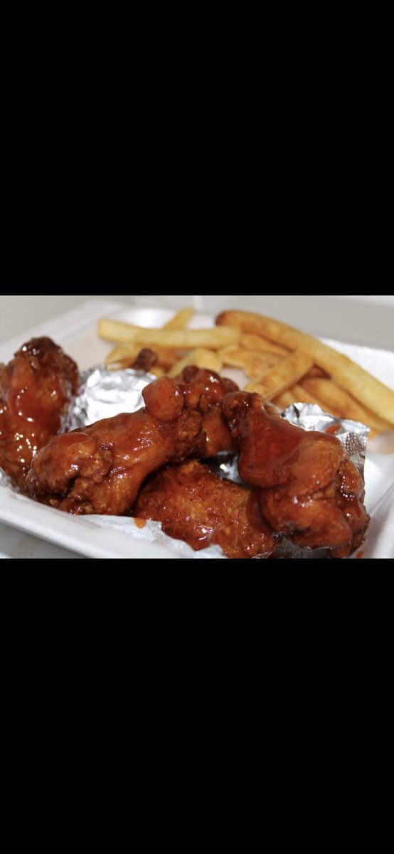 raxson23's tweet photo. A Simple Retweet Can Go along way Now serving the Dayton Ohio  and surrounding Areas 🤤🤤🤤🤤 https://t.co/F3aOrNmWBV