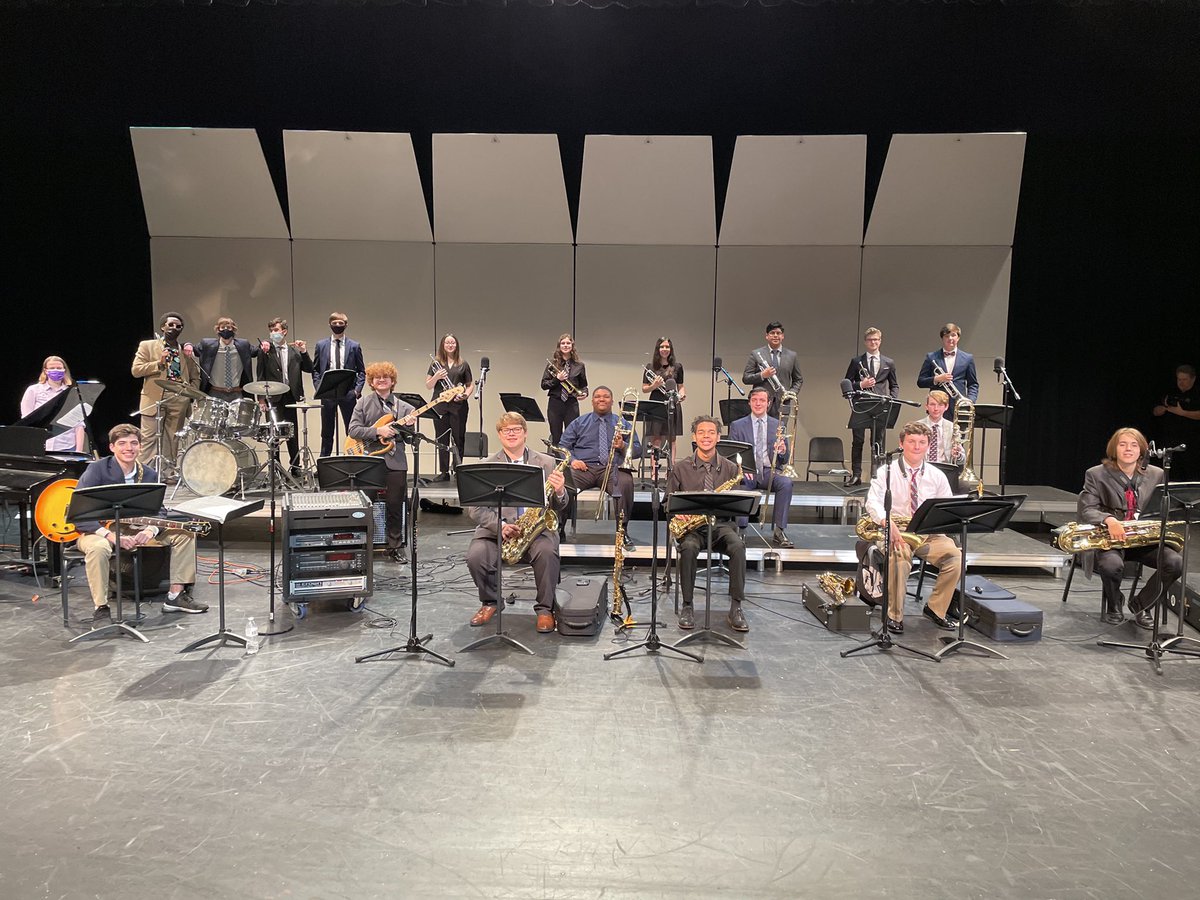 Congrats to the Richardson High School Jazz Band! Beautiful concert tonight led by their director, Mr. Schmuck.