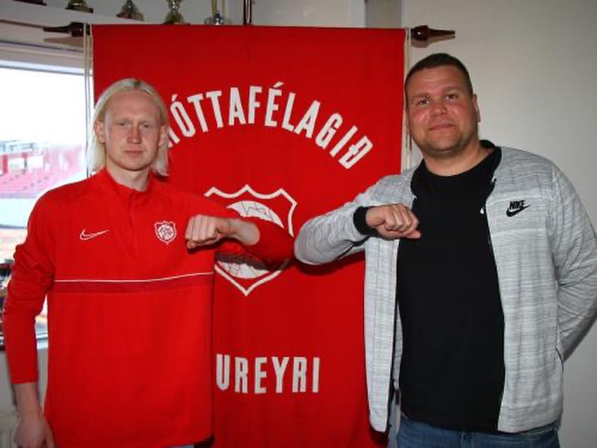 Vignir Snær Stefánsson skrifaði í dag undir samning við meistaraflokk Þórs.

Vignir er fjölhæfur leikmaður sem getur spilað margar stöður og verður hann án efa mikill liðsstyrkur í sumar.

Velkominn í Þorpið!