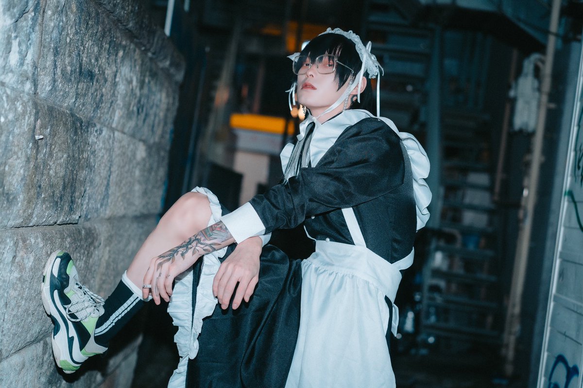 うしみつ tweet media