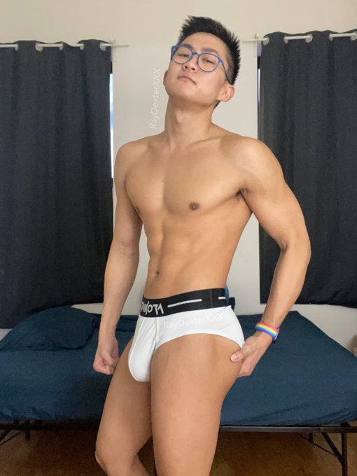 Exhausted today 😰 but feeling cute 🥰 https://t.co/BkY3aTFxn1