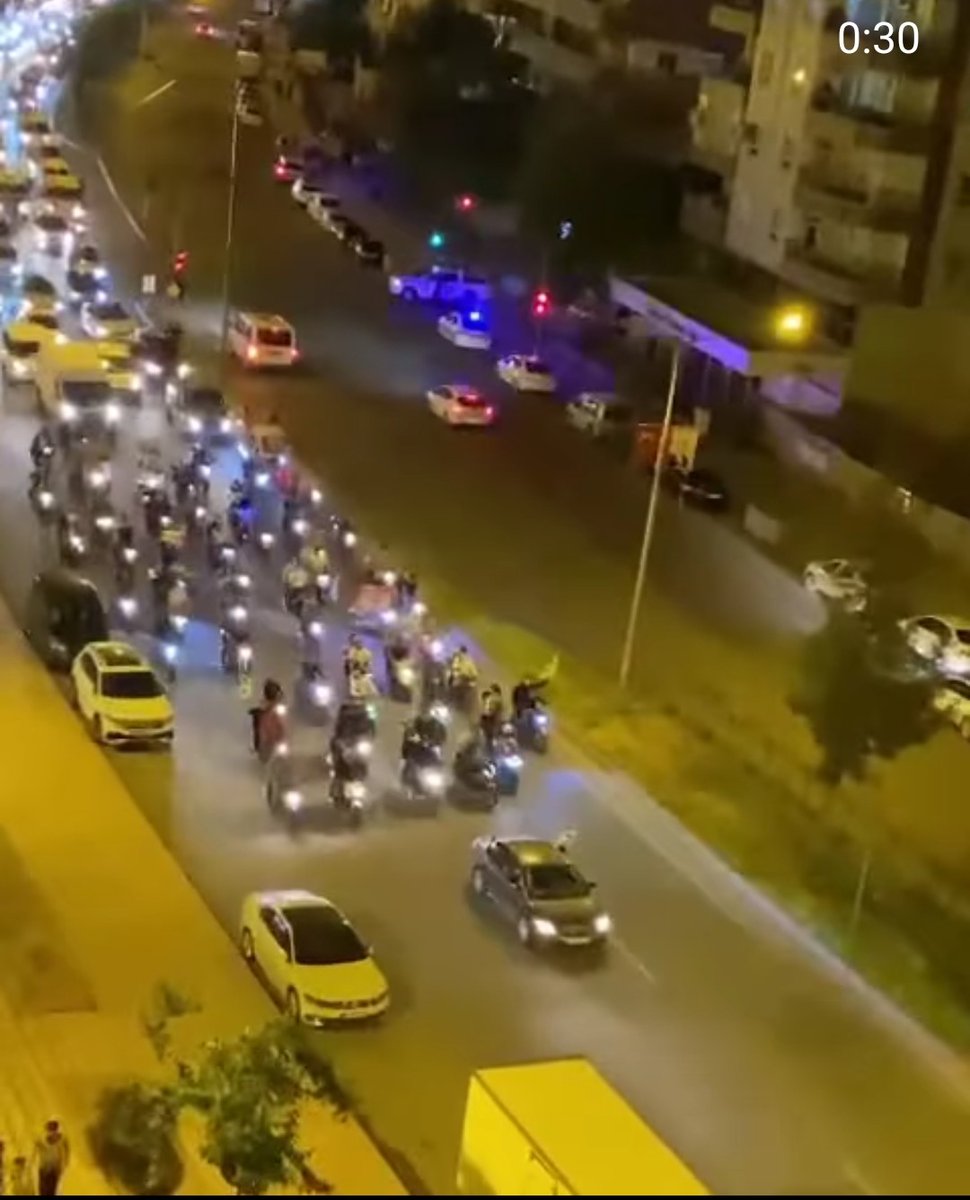 Kudüs'te yapılan Saldırıya tepki amaçlı Batman halkı konvoy yaparak tepkisini dile getirdi.