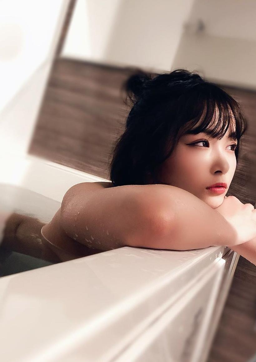 Caar14877's tweet image. スワイプしてねー！にしても画質が