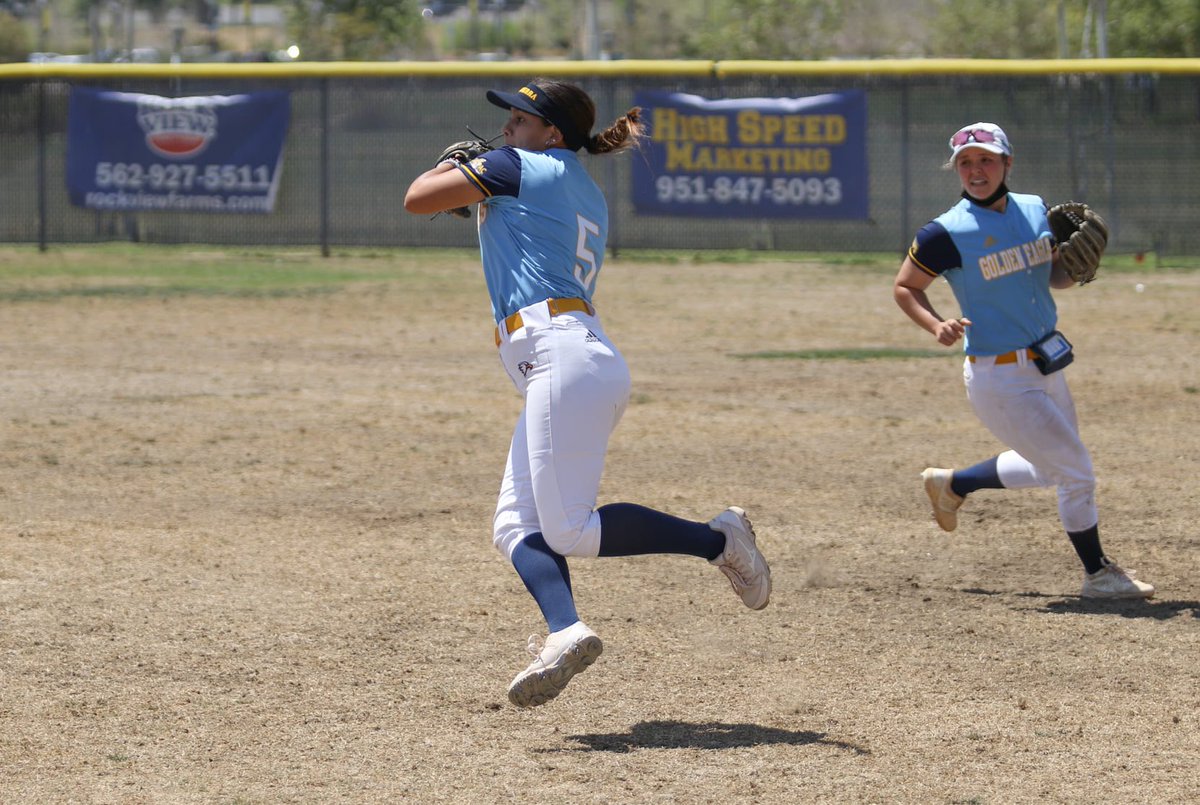 Congrats to Sam Montero for being named to the Rawlings All-Defensive Team! 🦅🥎 #screagles