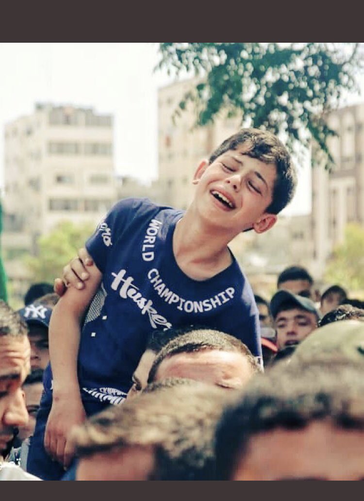 #AlAqsa 
 #TelAviv
#AlQuds 
#فلسطين 
#Palestine 
#IsraeliCrimes 
#TelAviv 
The world that does not hear his scream is ashamed. The killer is israel
Çığlığını  duymayan dünya utansın. Katil israil...