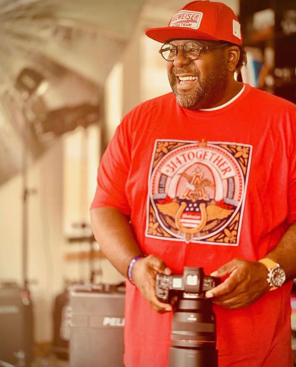 mapprockthat's tweet photo. We got two speakers to highlight today! First up is @gmitchellphoto who is a food, beverage, and editorial photographer based in St. Louis and Metro Detroit. We also would like to highlight @ronanryle who is an entrepreneurship coach! See them for free at Rock That! Virtual! https://t.co/Hf1UveZqlM