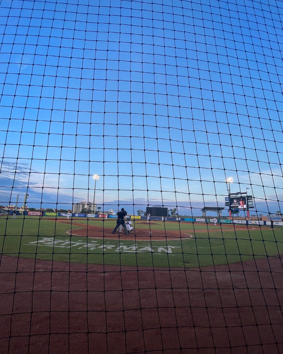bubbawatson's tweet photo. Opening night at @BlueWahoosBBall stadium #PensacolaLife #BlueWahoos https://t.co/P4k4O7dEQ1
