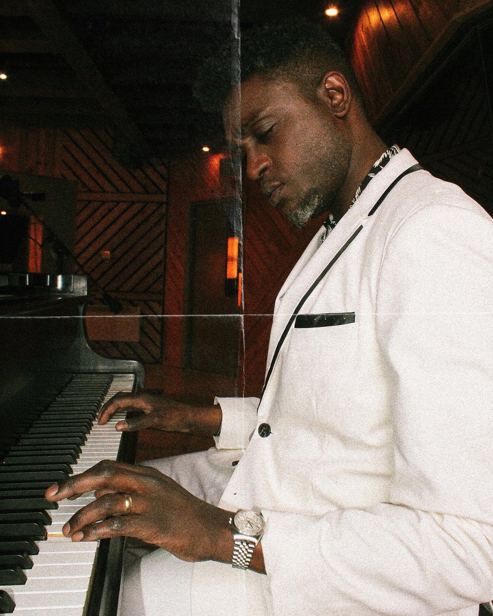 Eleonore4la's tweet photo. @corneillemusic Shot and Styled by me https://t.co/0kWpQDEEXu