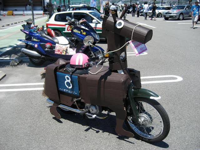 ウマ娘に憧れる人間 という線でハリボテエレジーのウマ娘が出れば 曲がれ だけではない中々のドラマが生まれそうな予感