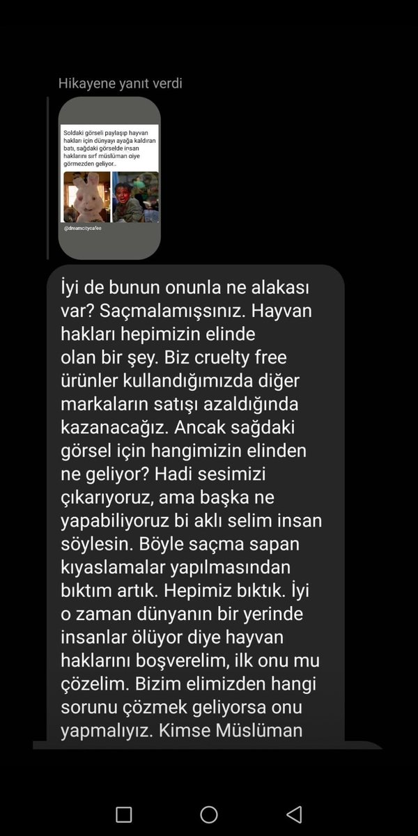 hzcedo's tweet photo. @kaziklimaria Bunu paylaşan sayfaya verdiğim yanıt ve ardından bana gelen başka bir yanıt. HADİ AŞKOLAR SOKAĞA ÇIKIP YERLERE COCA COLA DÖKELİM https://t.co/kkDs6xuwj8