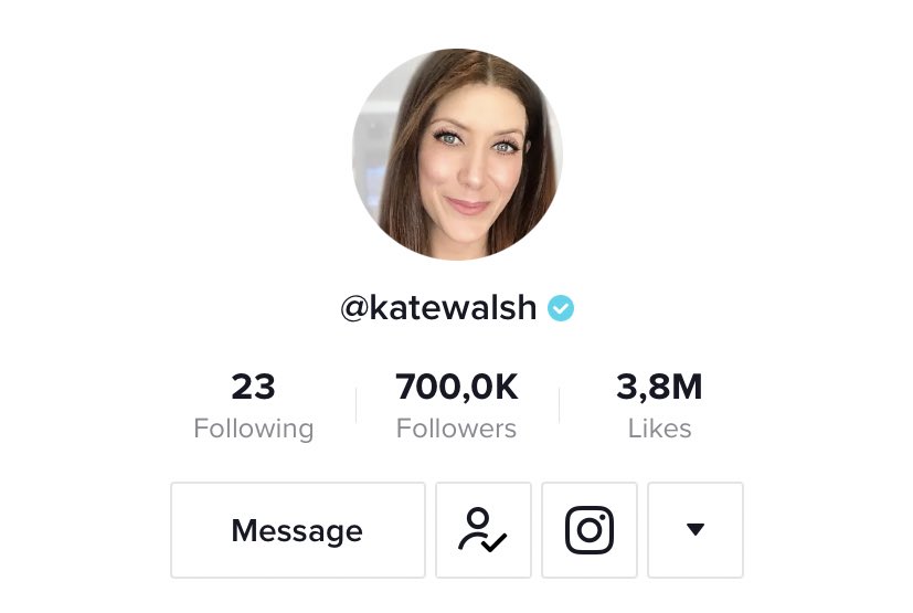 hey bestie <a href="/katewalsh/">Kate Walsh</a> congrats on hitting 700K on tiktok 🥳