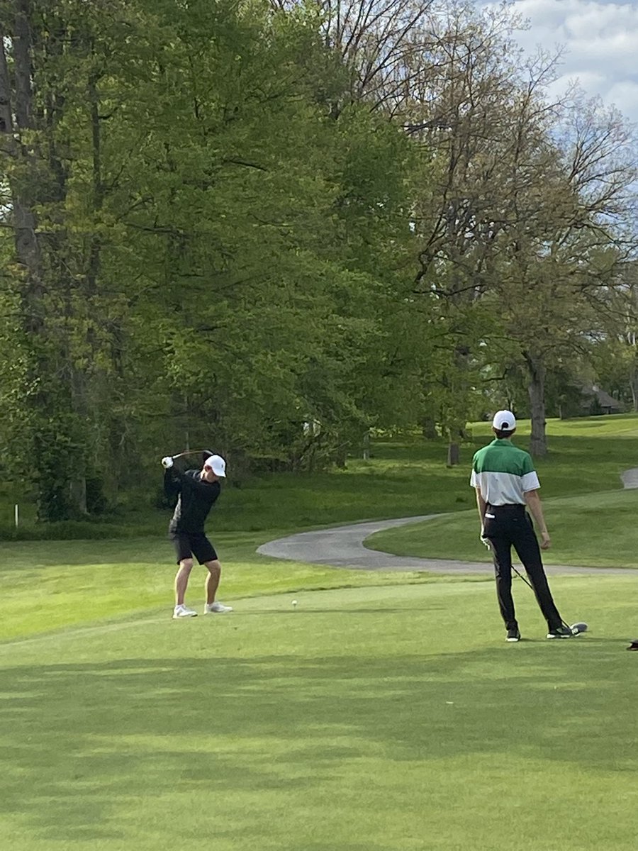 Beautiful night for golf! Congrats, Ryan and Colin, and WHS seniors!⛳️☘️