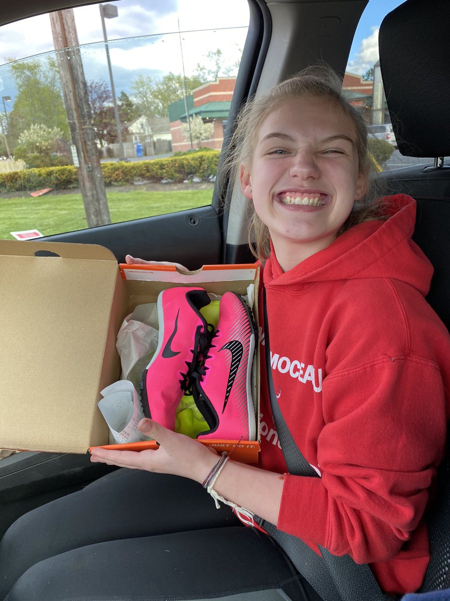 lovejainaalways's tweet photo. My baby excited about her first pair of spikes for track and field. ❤️❤️ #proudmom #followinginmomsfootsteps #trackandfield https://t.co/RtLMV32w87