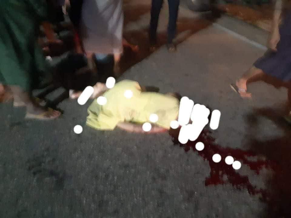 AlexMyanmar13's tweet photo. tw // death
Bago City: Military truck hit a motorbike and run over two people brutally. The girl was DIED on the spot and young man was critically injured. This kind of atrocity is impossible for human being. #WhatsHappeningInMyanmar #May11Coup https://t.co/zOvPWq06jH